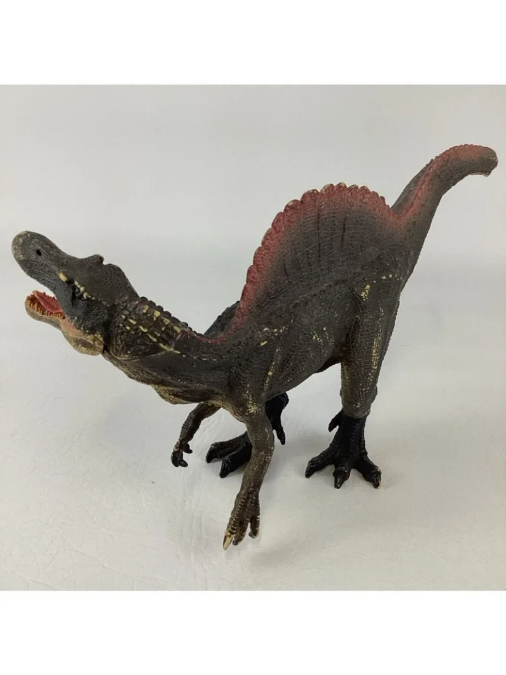 Spinosaurus Dinosaur Action Figure 6